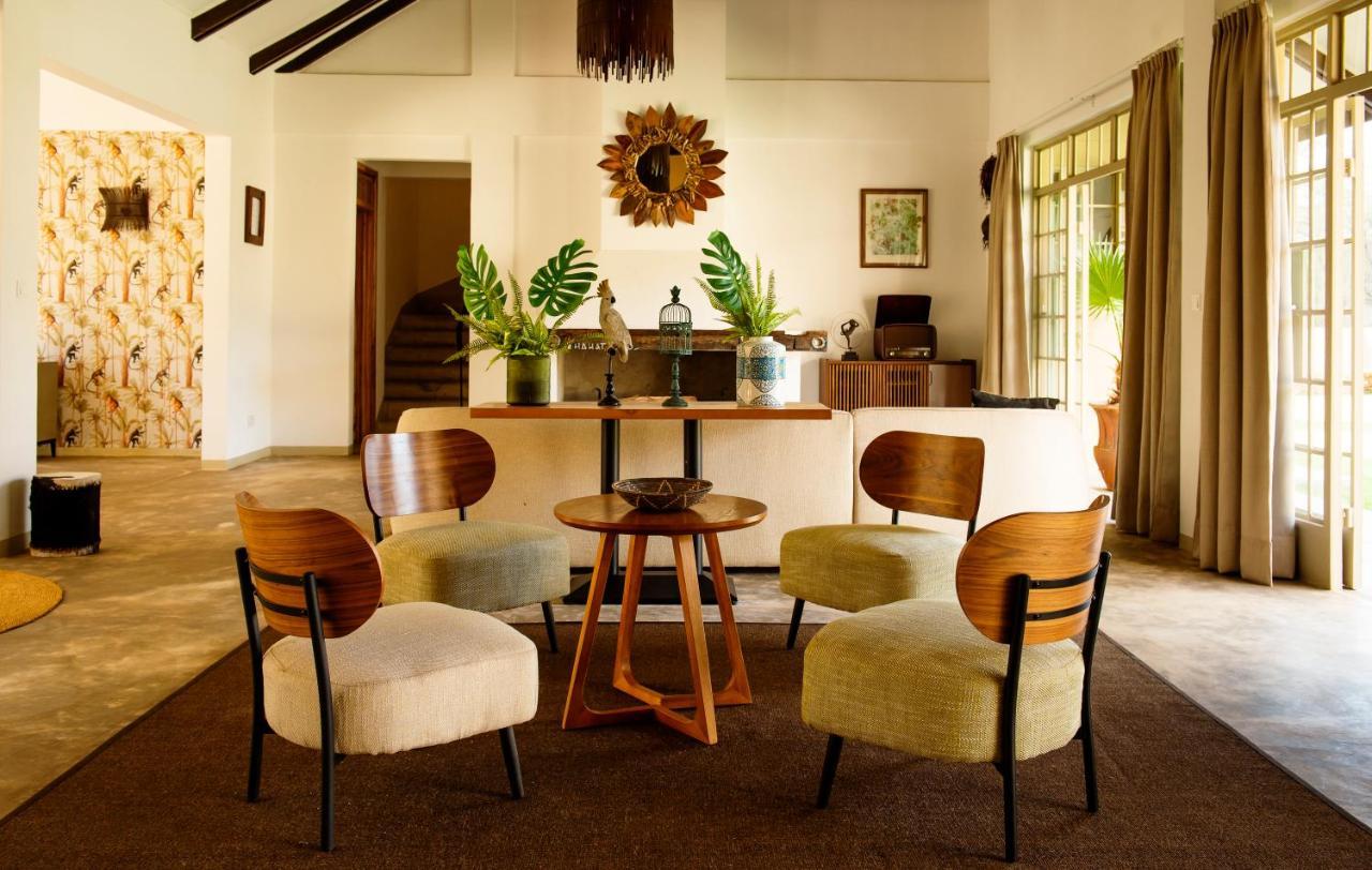 Отель The Safari House Usa River Экстерьер фото